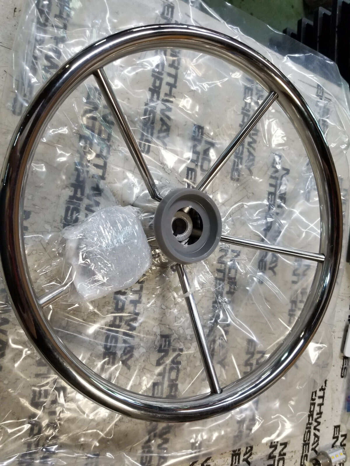 BOAT STEERING WHEEL V48 ST.WH. 13.4" 5 SPOKE