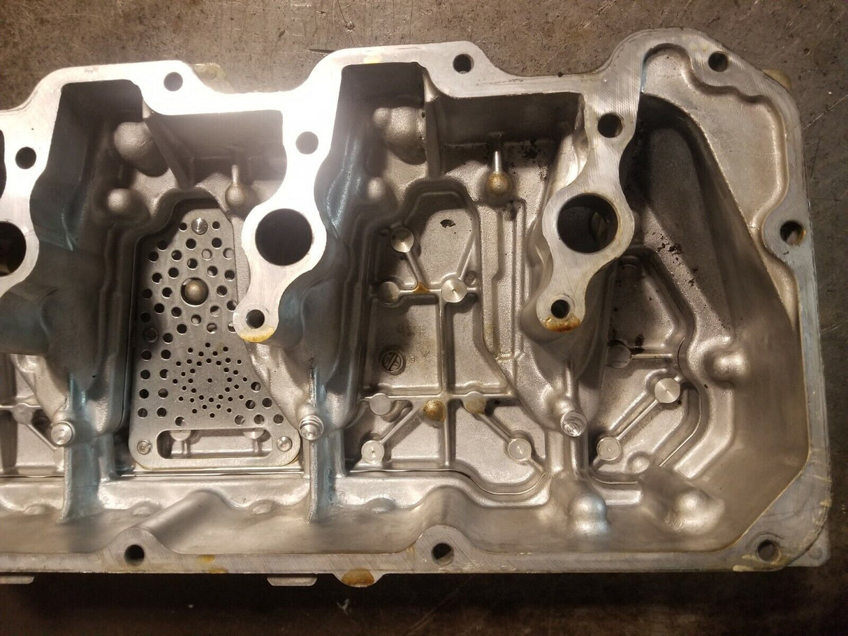 2011-2015 DURAMAX 6.6 6.6L DIESEL LML VALVE COVER & SPACER LH DRIVER