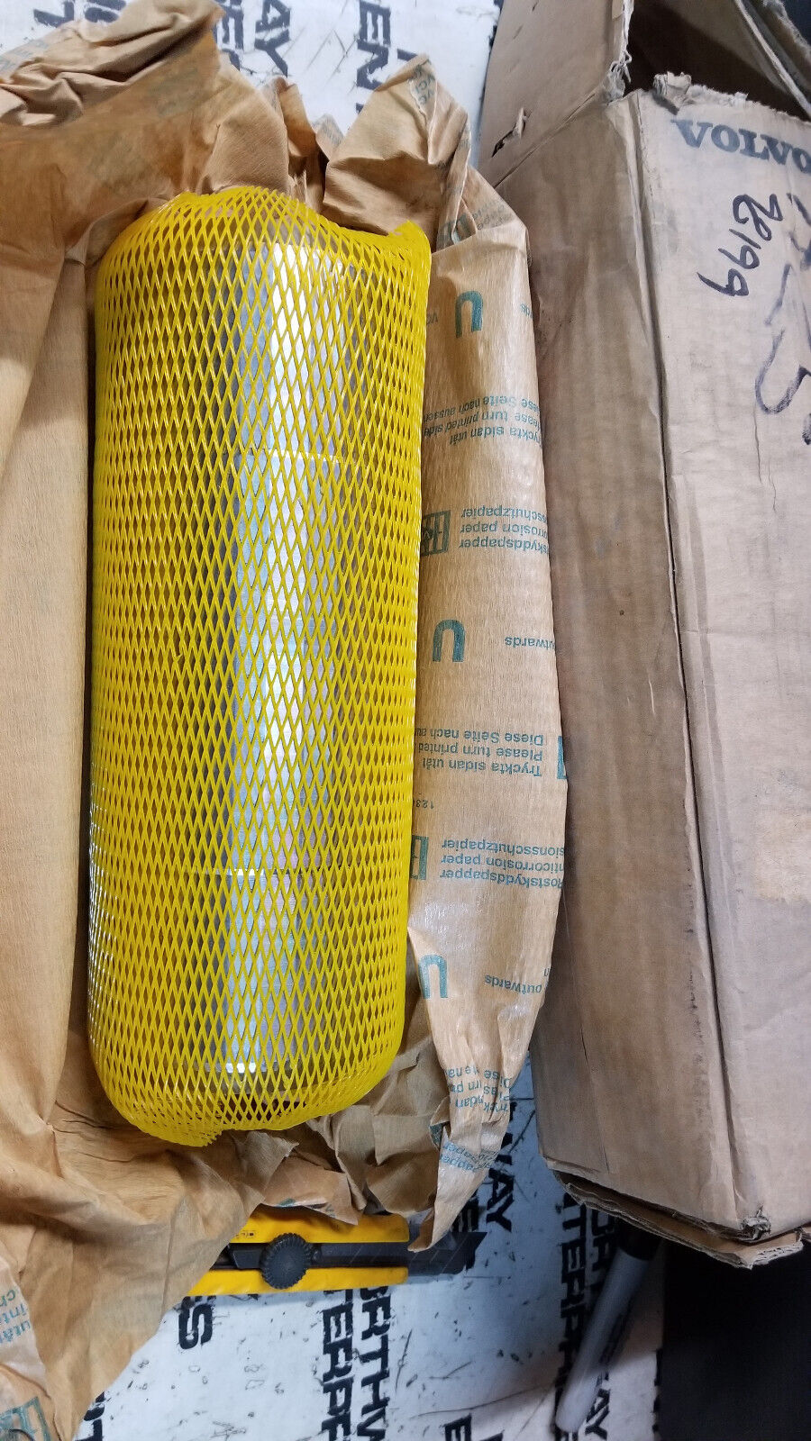 VOLVO 11198199 VOE11198199 PIN FOR A25D A25E A25F A25G A30C A30D A30E A30F A30G