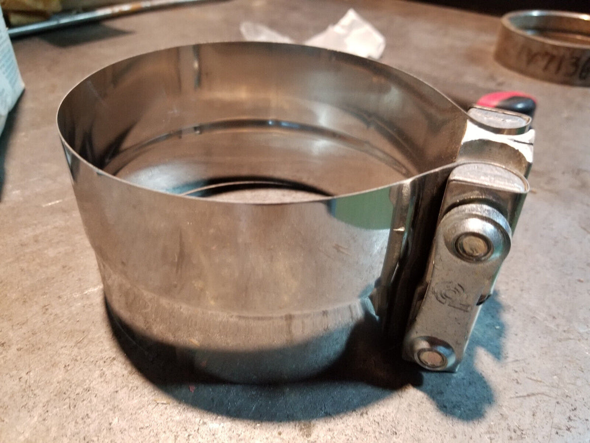X007785 SEAL CLAMP 5" STAINLESS STEEL