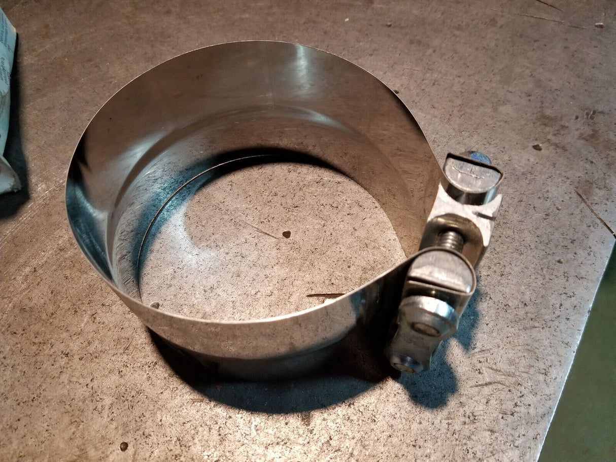X007785 SEAL CLAMP 5" STAINLESS STEEL
