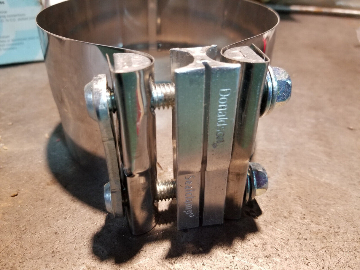 X007785 SEAL CLAMP 5" STAINLESS STEEL
