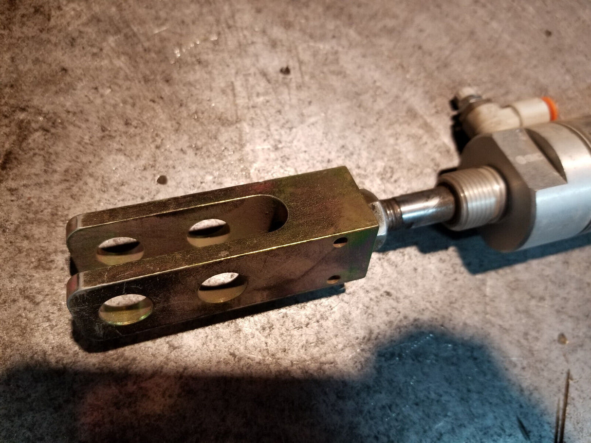 10033082 Bluebird CYLINDER ASSY,AIR,ENTRANCE DOOR