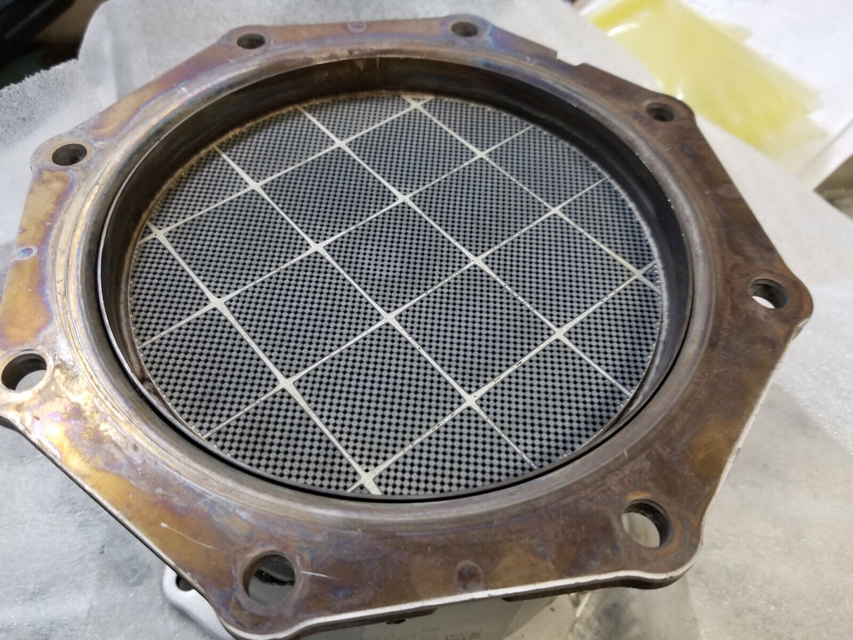 Caterpillar 20R-8036, Reman Diesel Particulate Filter (DPF) Kit Reduce Emissions