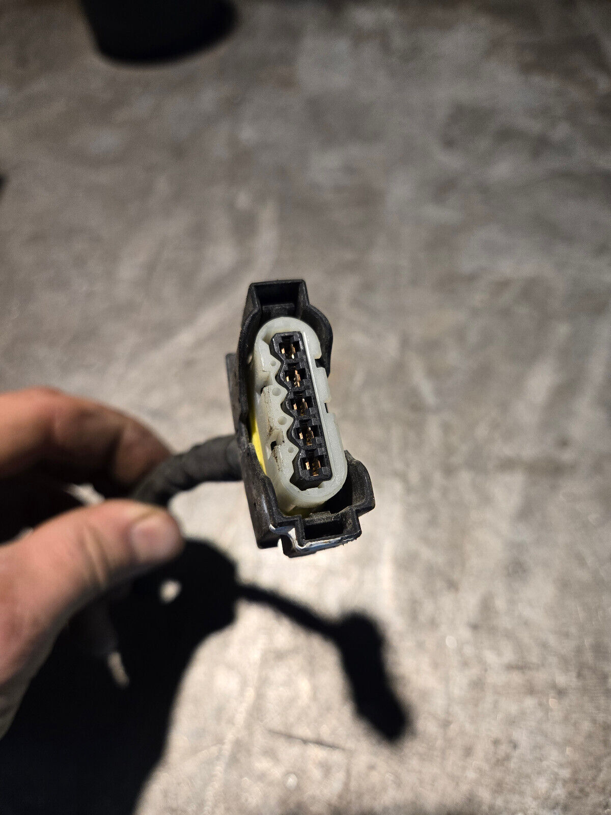 PIGTAIL 68293804AF 48852040F 3.0L ECO DIESEL ENGINE HARNESS PIGTAIL