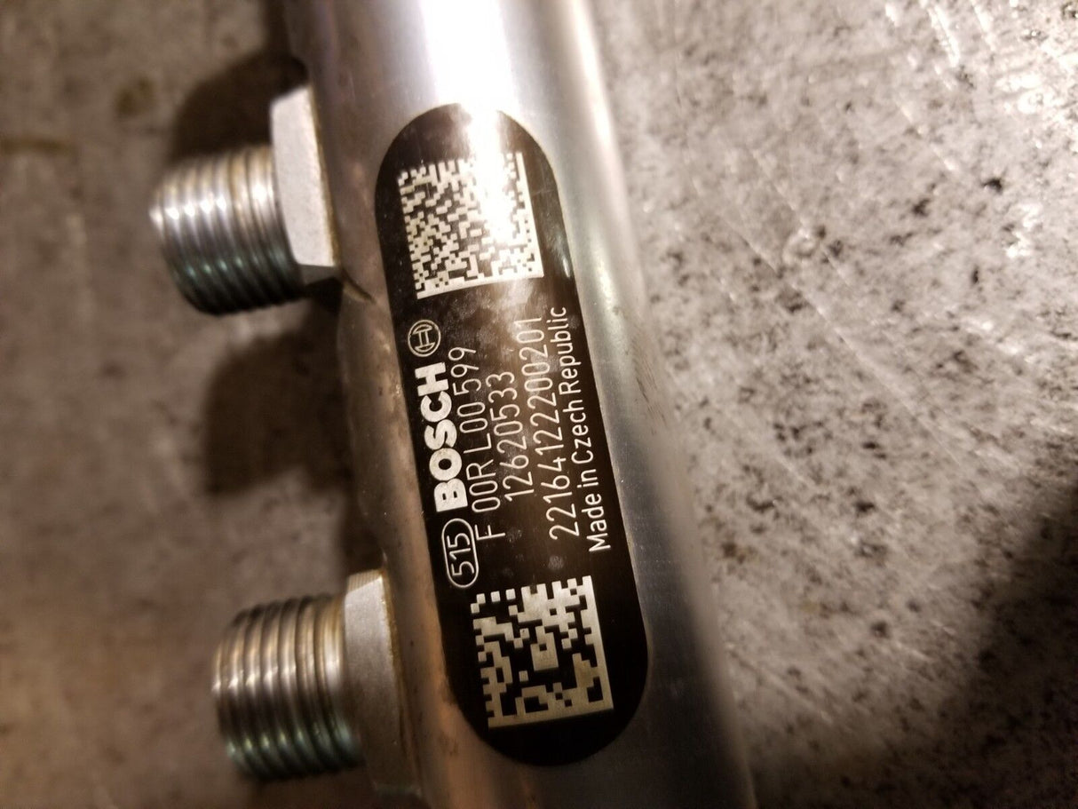 011 2011-2015 Duramax LML High Pressure Fuel Rail 12620533 12611872 ref15