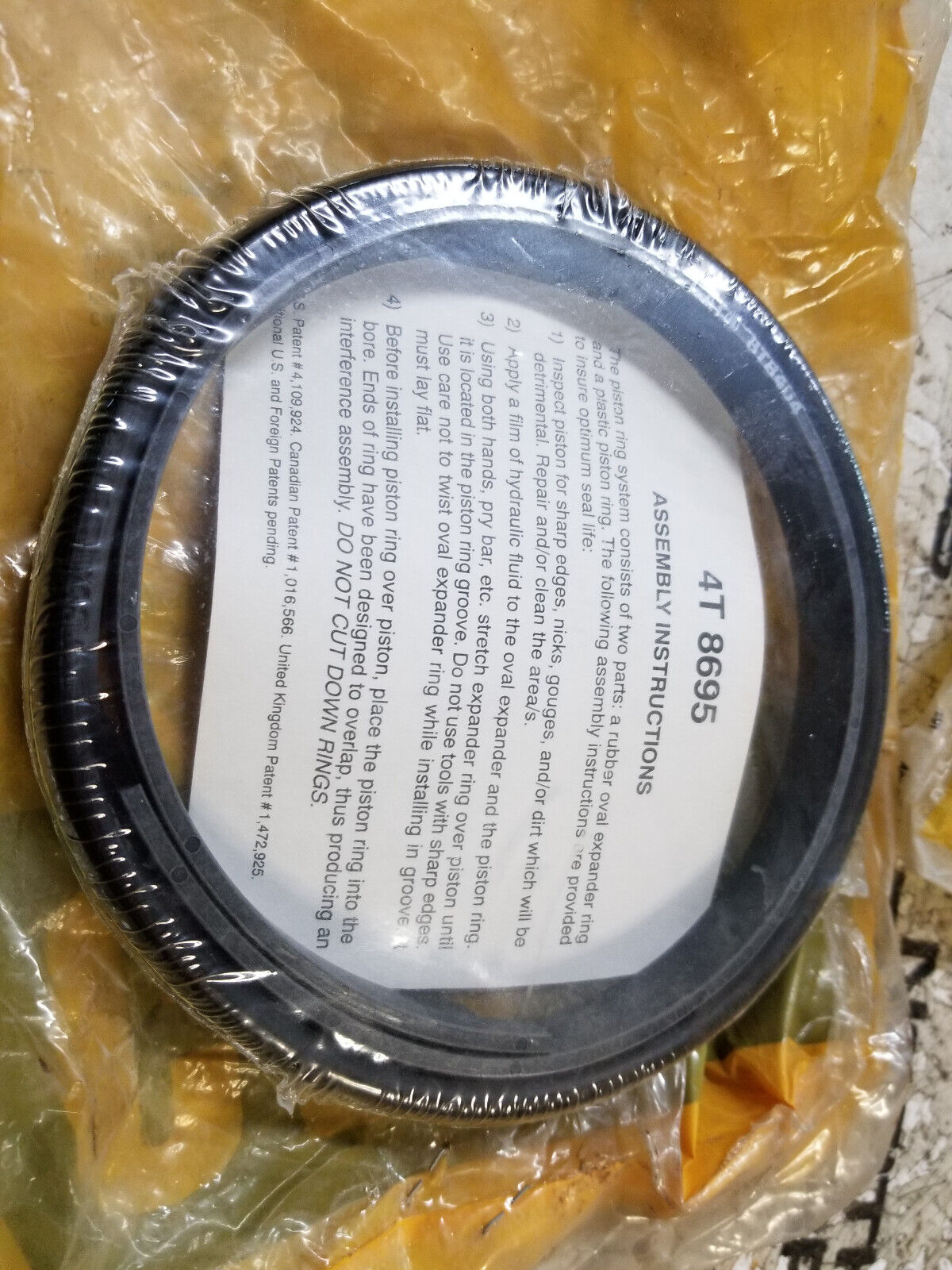 4T-8695 166.30mm Bore Diameter 2-Piece Seal 4T8695