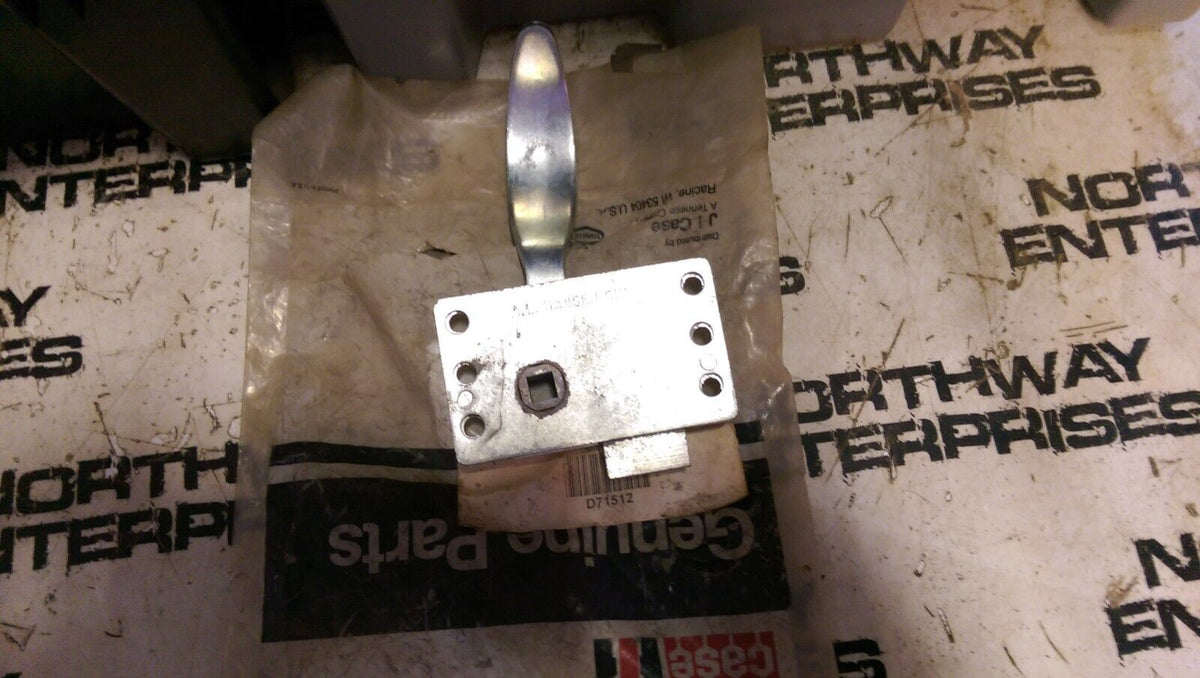 CASE CNH D71512 LATCH