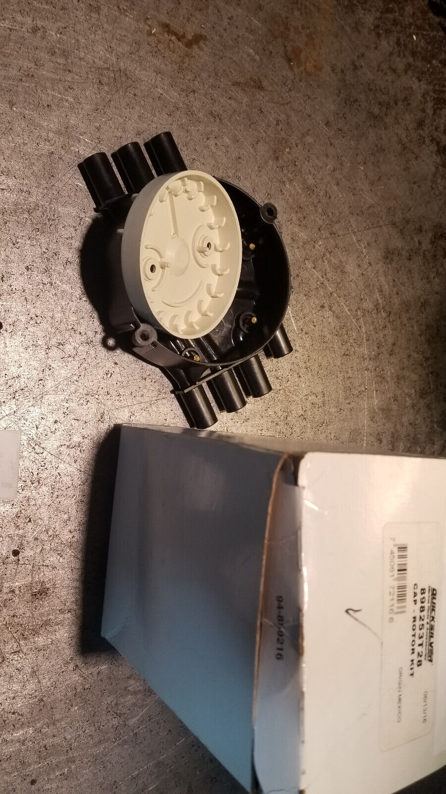 MerCruiser V6 4.3L Distributor Cap & Rotor Kit 898253T28