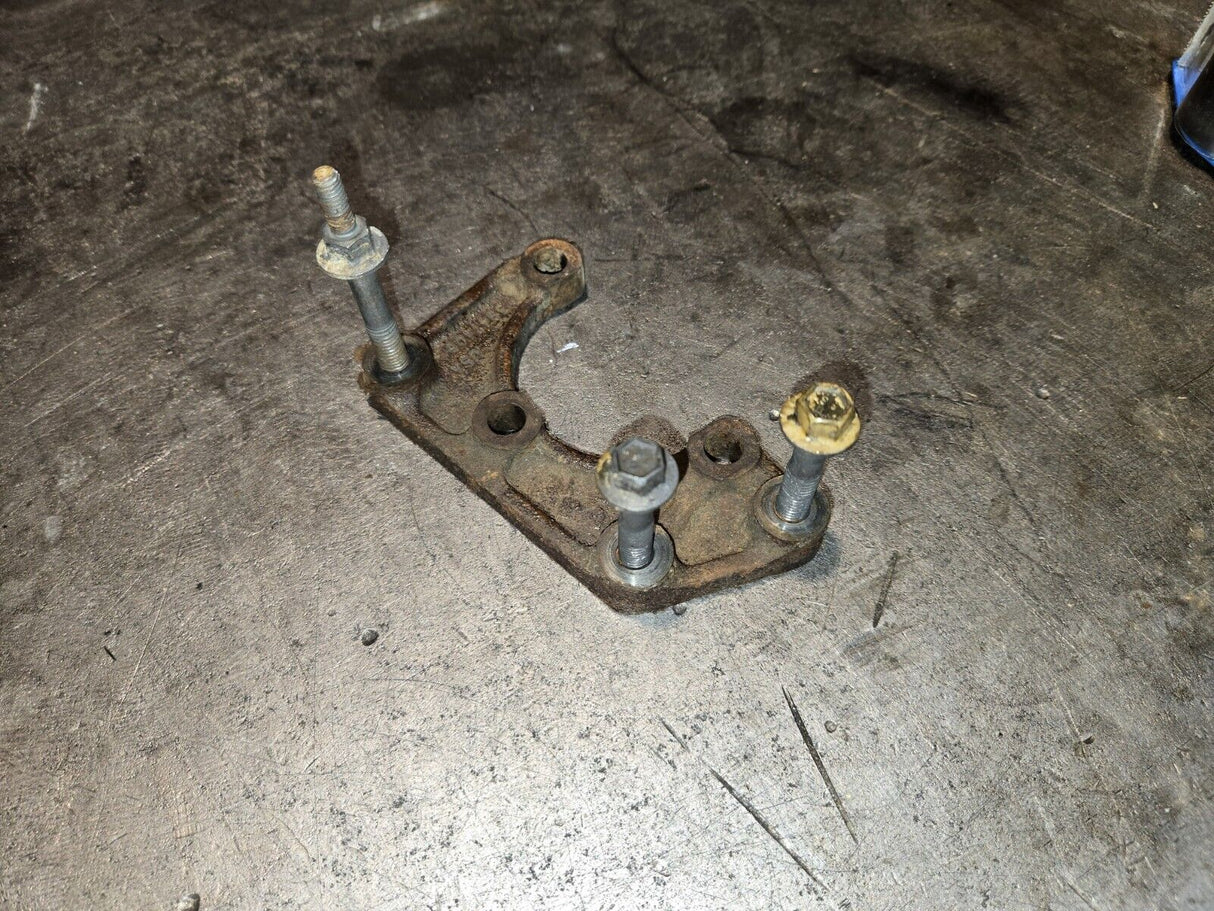 Dodge Ram Cummins 24V 5.9L Power steering pump Bracket 3947408 with bolts