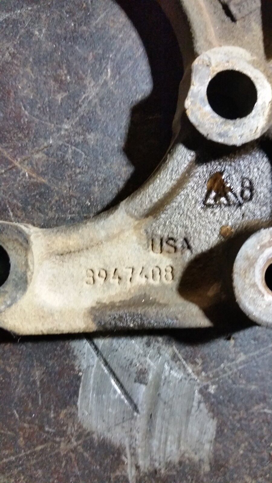 Dodge Ram Cummins 24V 5.9L Power steering pump Bracket 3947408 with bolts