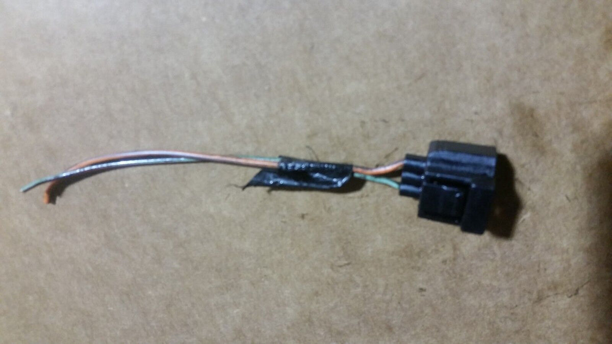 2 WIRE 3 HOLE 6.0L POWERSTROKE ENGINE HARNESS PIGTAIL CONNECTOR