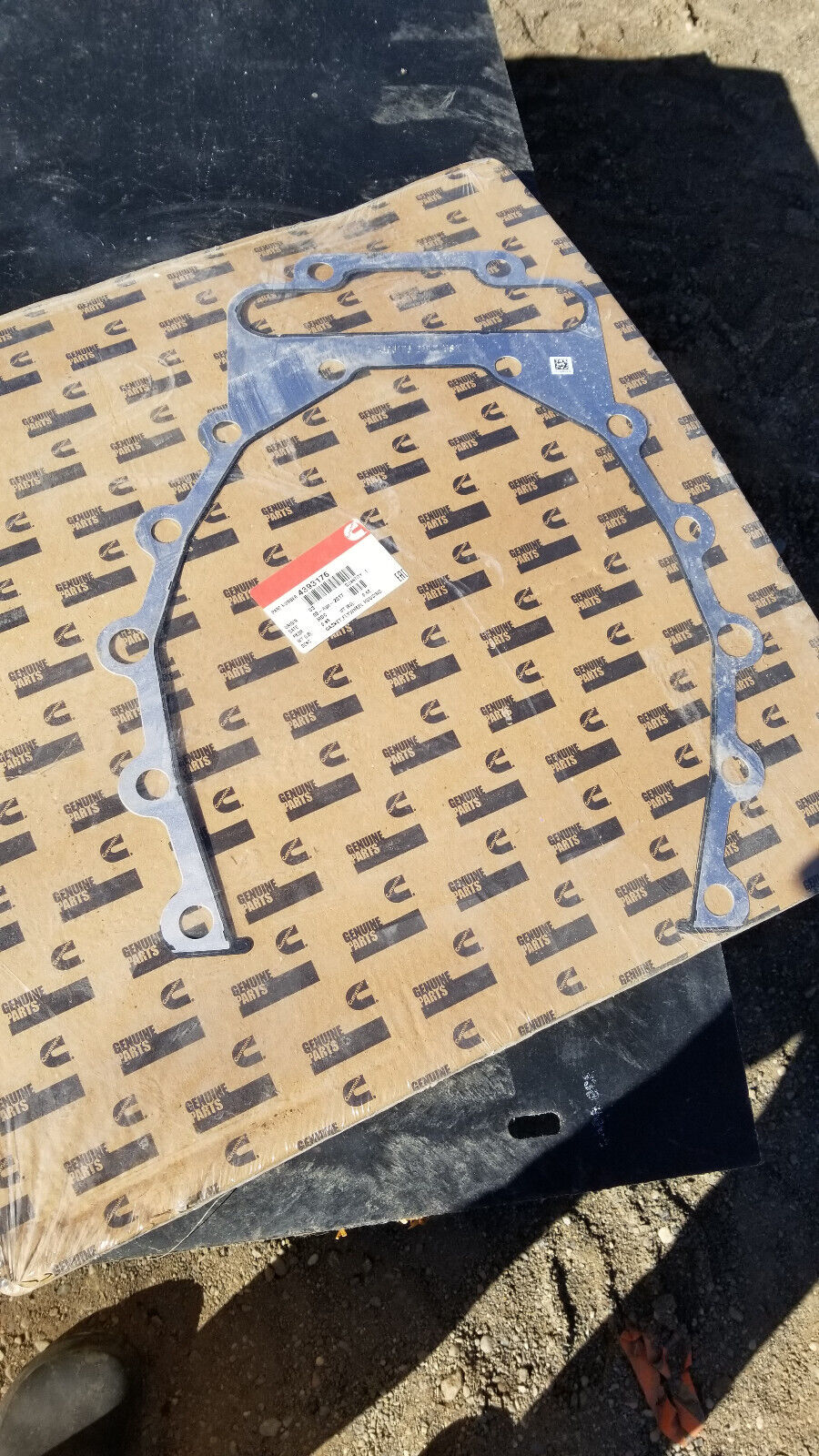 Genuine Cummins 4393176 Flywheel Housing GASKET