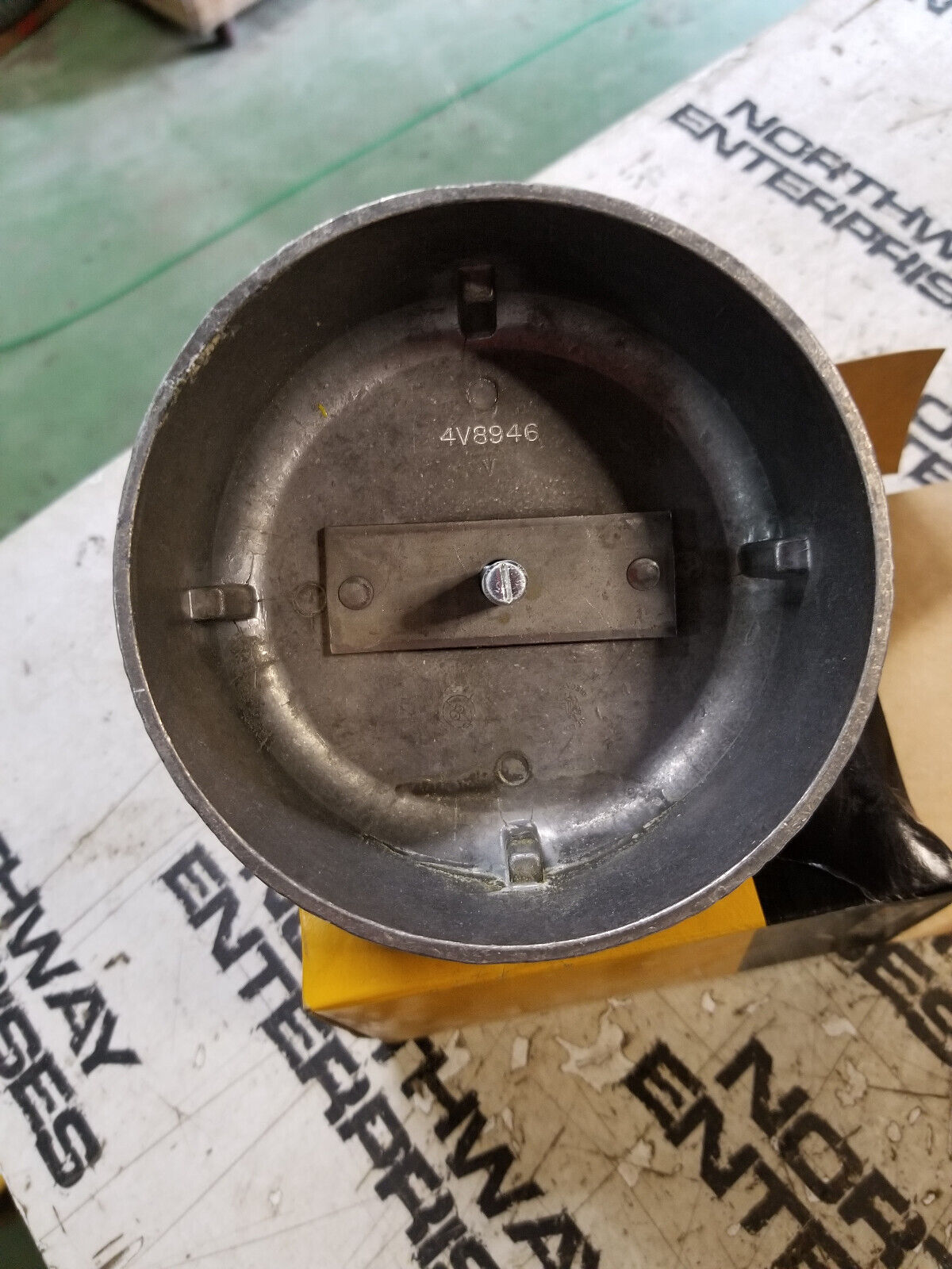 CATERPILLAR CAP 4V-8945 4V8945