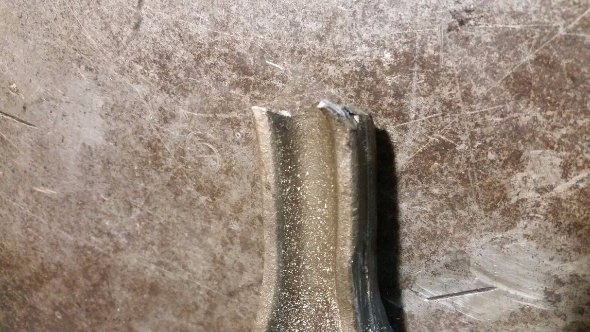 DAMAGED EDUCATIONAL PURPOSE CONNECTING ROD