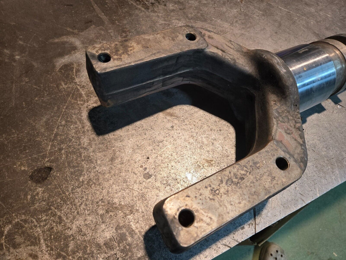 6Y2658 - YOKE Caterpillar 6Y-2658