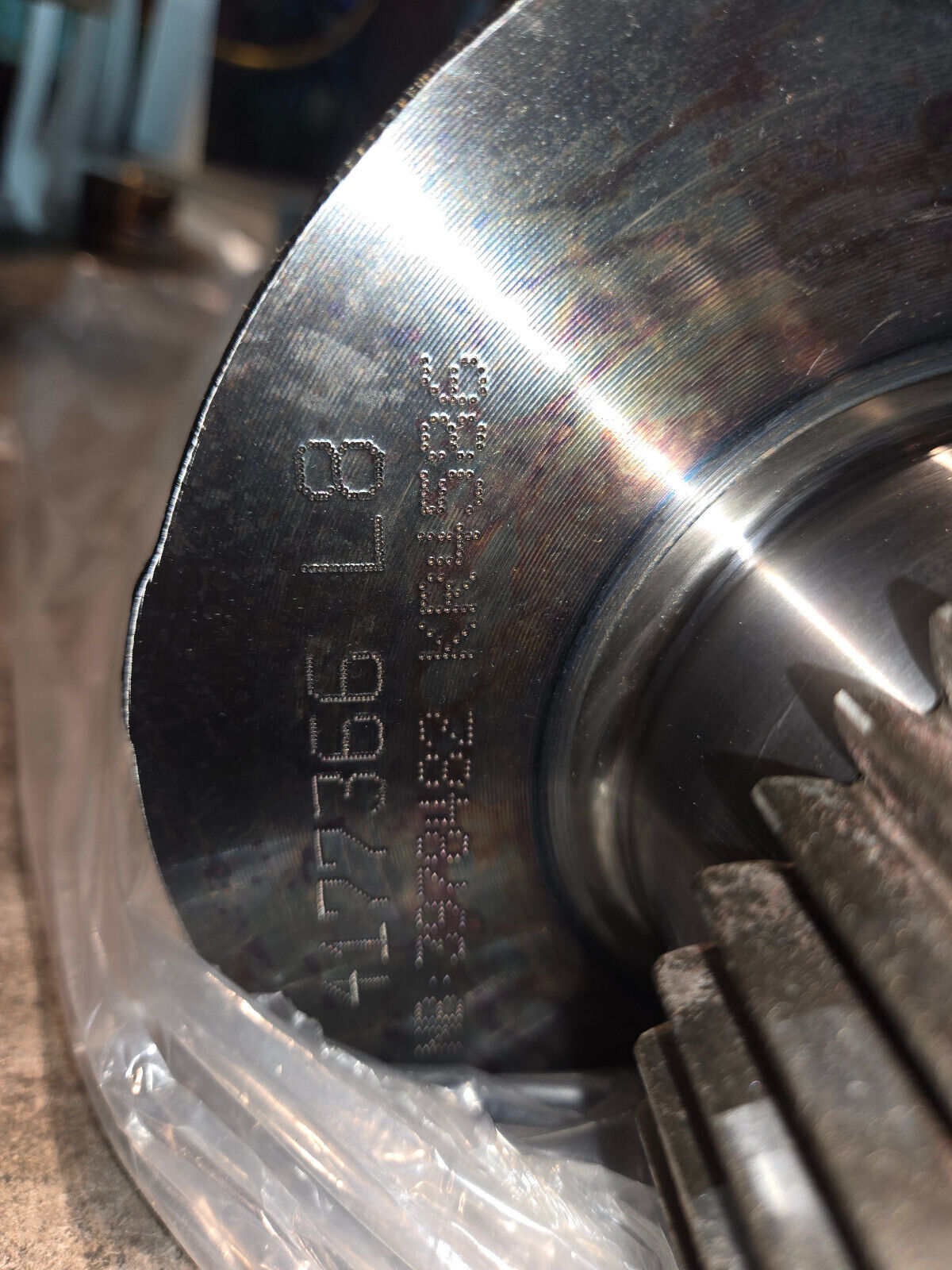 REMAN CUMMINS 5.9L USED OEM CRANKSHAFT 3915258 3978482 SONOFLUXED POLISHED