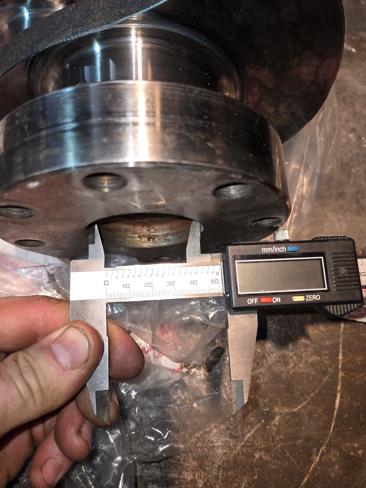 REMAN CUMMINS 5.9L USED OEM CRANKSHAFT 3915258 3978482 SONOFLUXED POLISHED