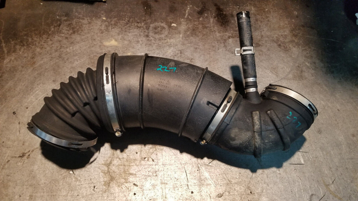 13-18 Dodge 6.7 Cummins Diesel RAM ACTIVE Air Intake Cleaner Duct 53032944AL