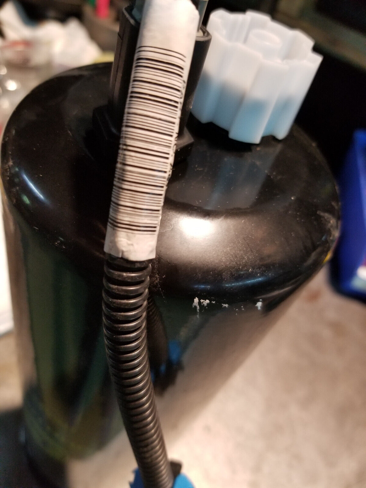 JOHN DEERE FUEL FILTER RE522372