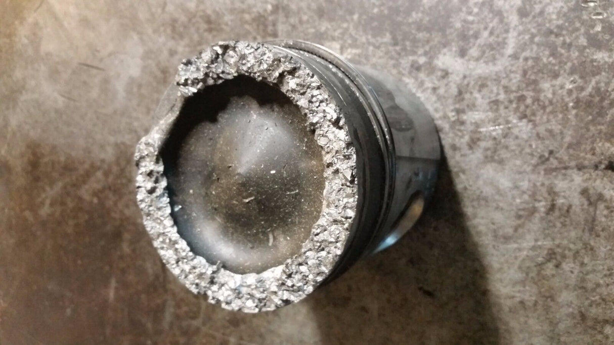 DAMAGED EDUCATIONAL PURPOSE CUMMINS PISTON