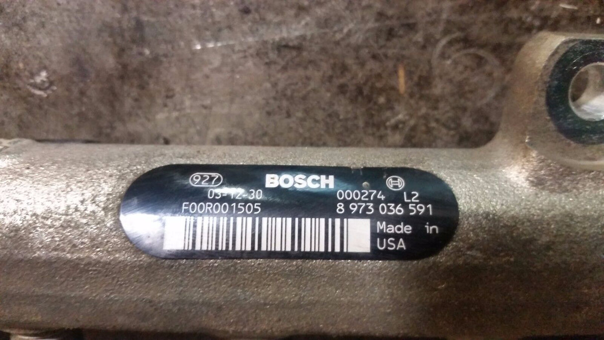 04 05 2004 2005 Chevy GMC 6.6 LLY Duramax Fuel Rails 8973036591 8973036580 r44