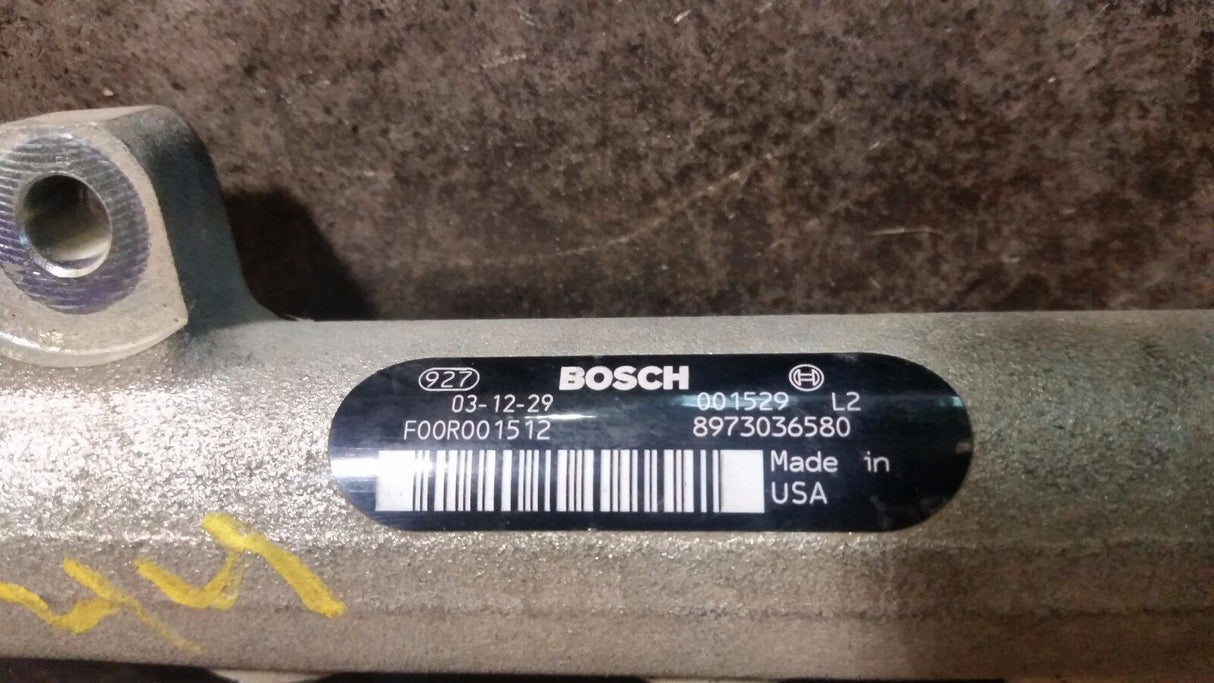 04 05 2004 2005 Chevy GMC 6.6 LLY Duramax Fuel Rails 8973036591 8973036580 r44