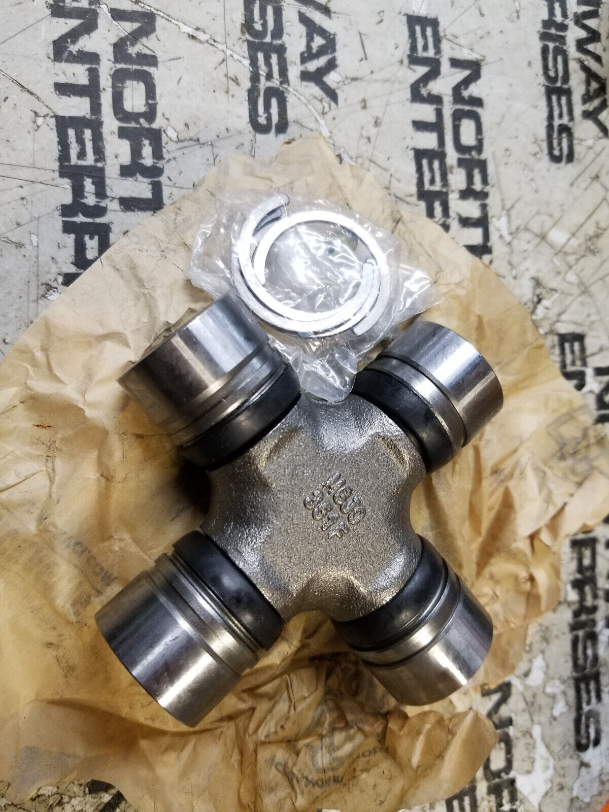 AC DELCO 19114064 UNIVERSAL JOINT