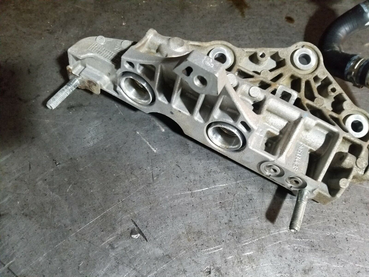 90513407 3.0L ECODIESEL IDLER PULLEY BRACKET