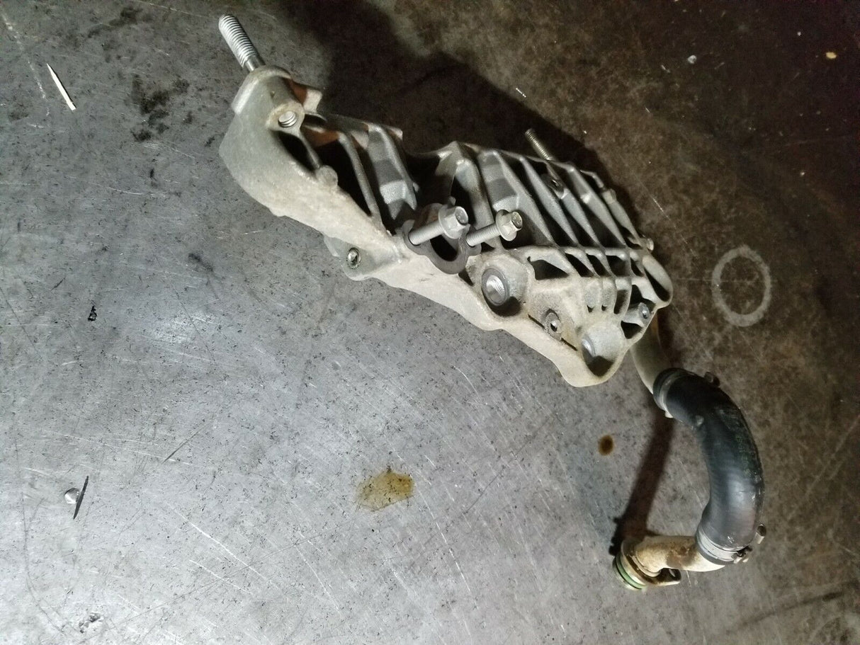 90513407 3.0L ECODIESEL IDLER PULLEY BRACKET