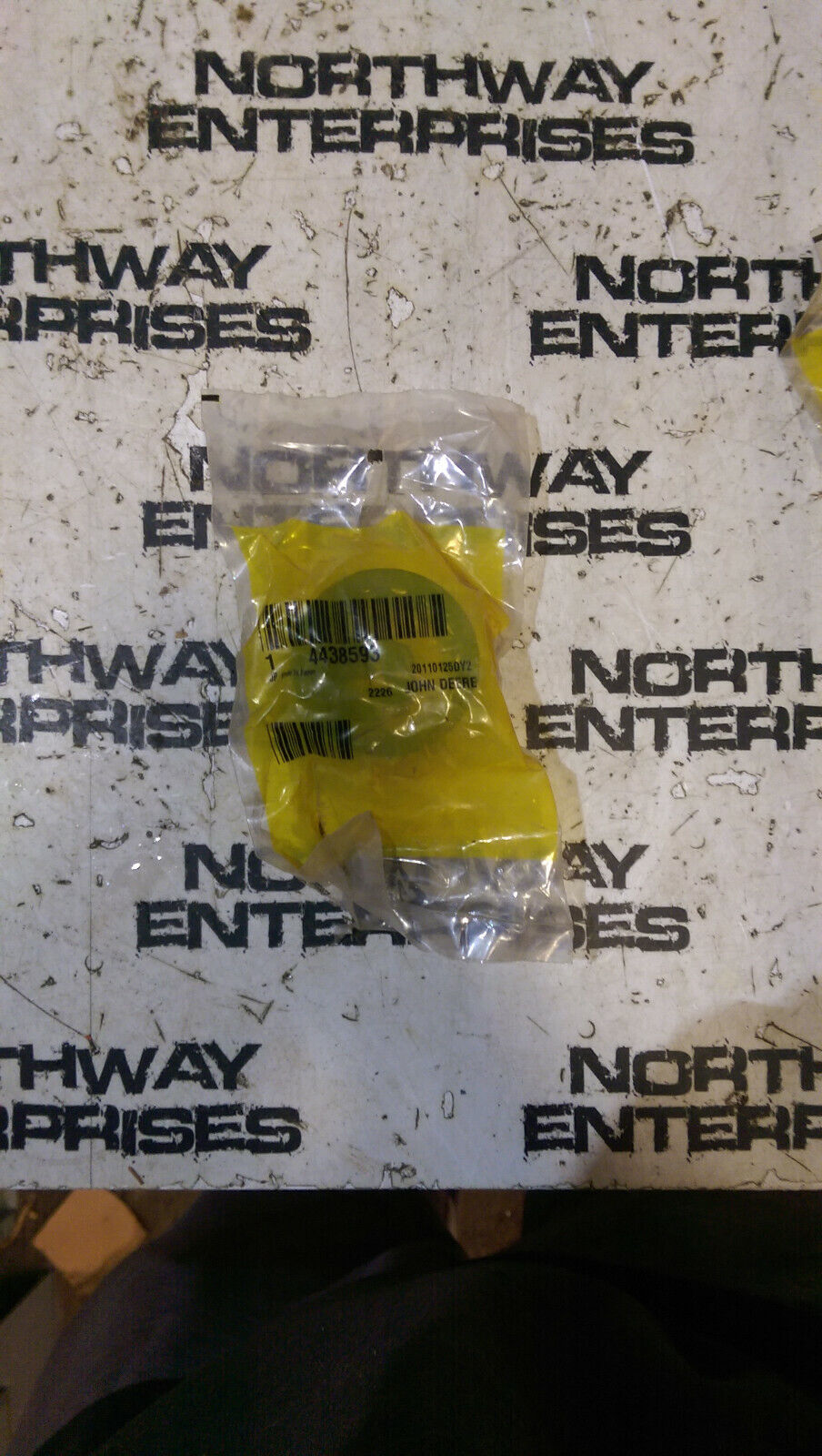 JOHN DEERE 4438593 NEEDLE BEARING