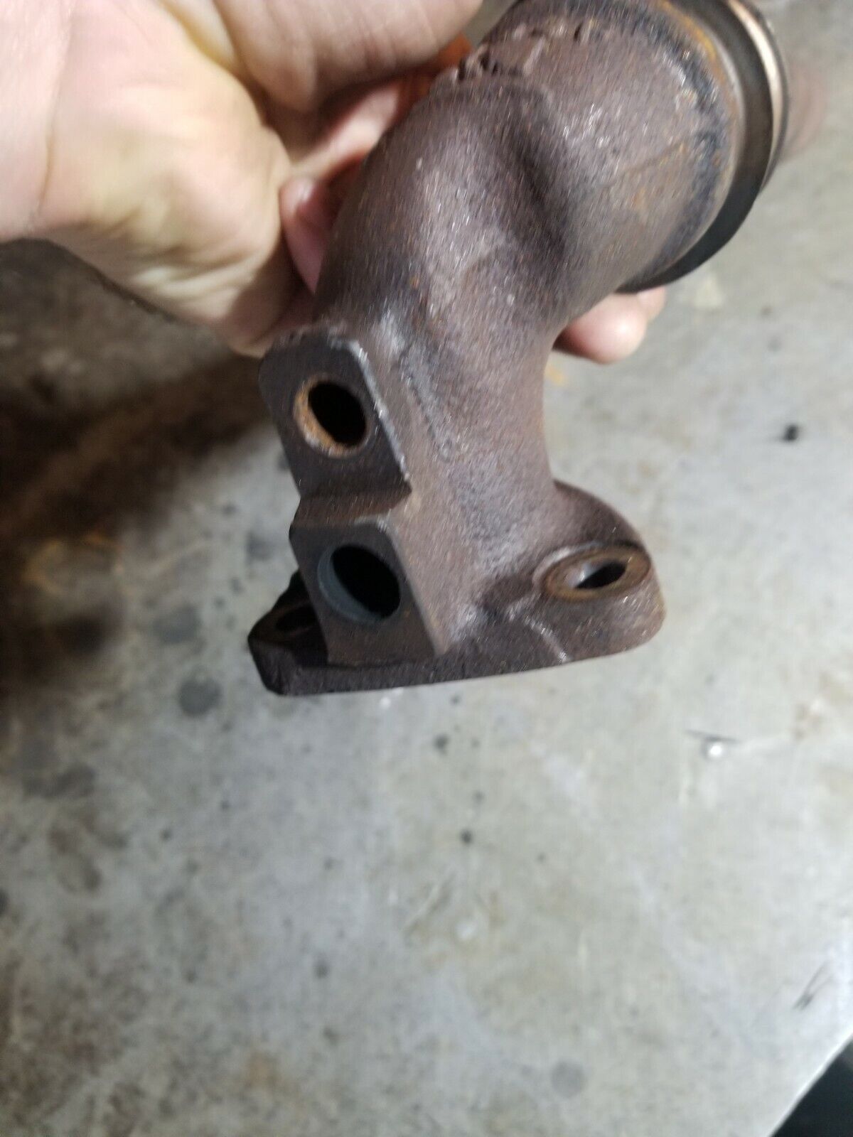 68247778AB 3.0L ECODIESEL USED EXHAUST MANIFOLD RH PASSENGER