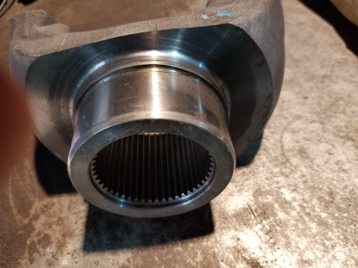?6.5-4-3731X Spicer Differential End Yoke 46 Spline Hub 2.390 Series 1810