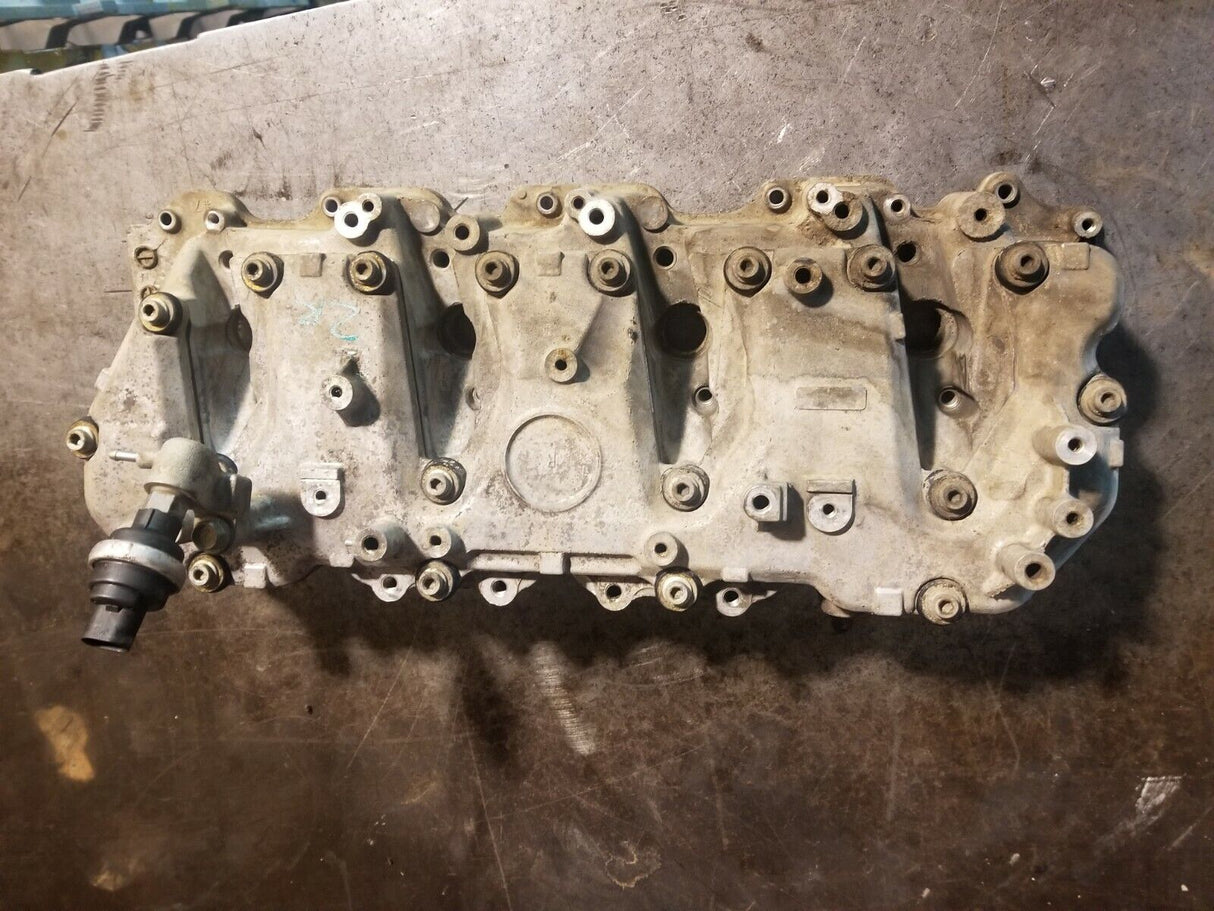 2011-2015 DURAMAX 6.6 6.6L DIESEL LML VALVE COVER SPACER RH PASSENGER