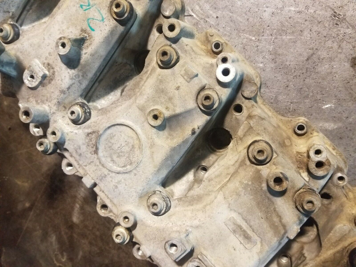 2011-2015 DURAMAX 6.6 6.6L DIESEL LML VALVE COVER SPACER RH PASSENGER