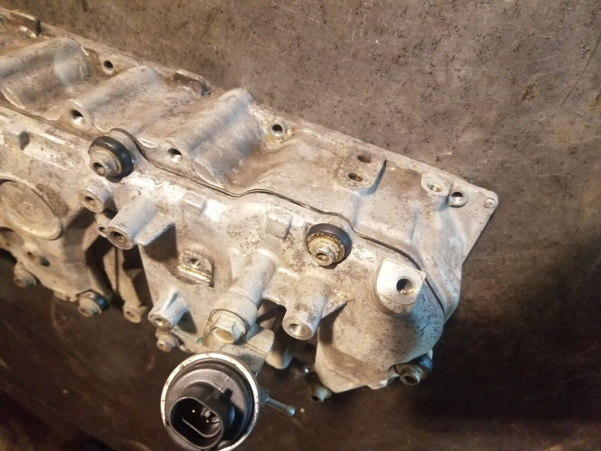2011-2015 DURAMAX 6.6 6.6L DIESEL LML VALVE COVER SPACER RH PASSENGER