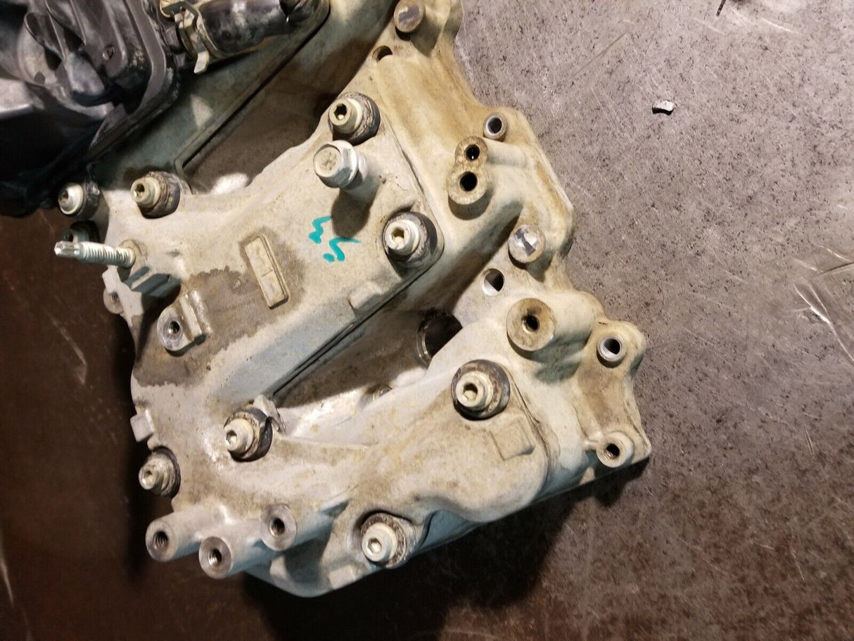 2011-2015 DURAMAX 6.6L DIESEL LML VALVE COVER LH DRIVER 12640380 12642769