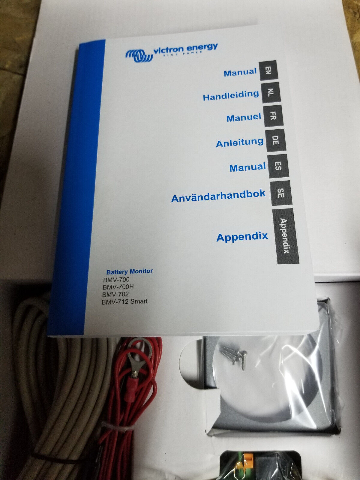 VICTRON BATTERY MONITOR BMV 702S 9-90 VDC GRAY BAM01070200