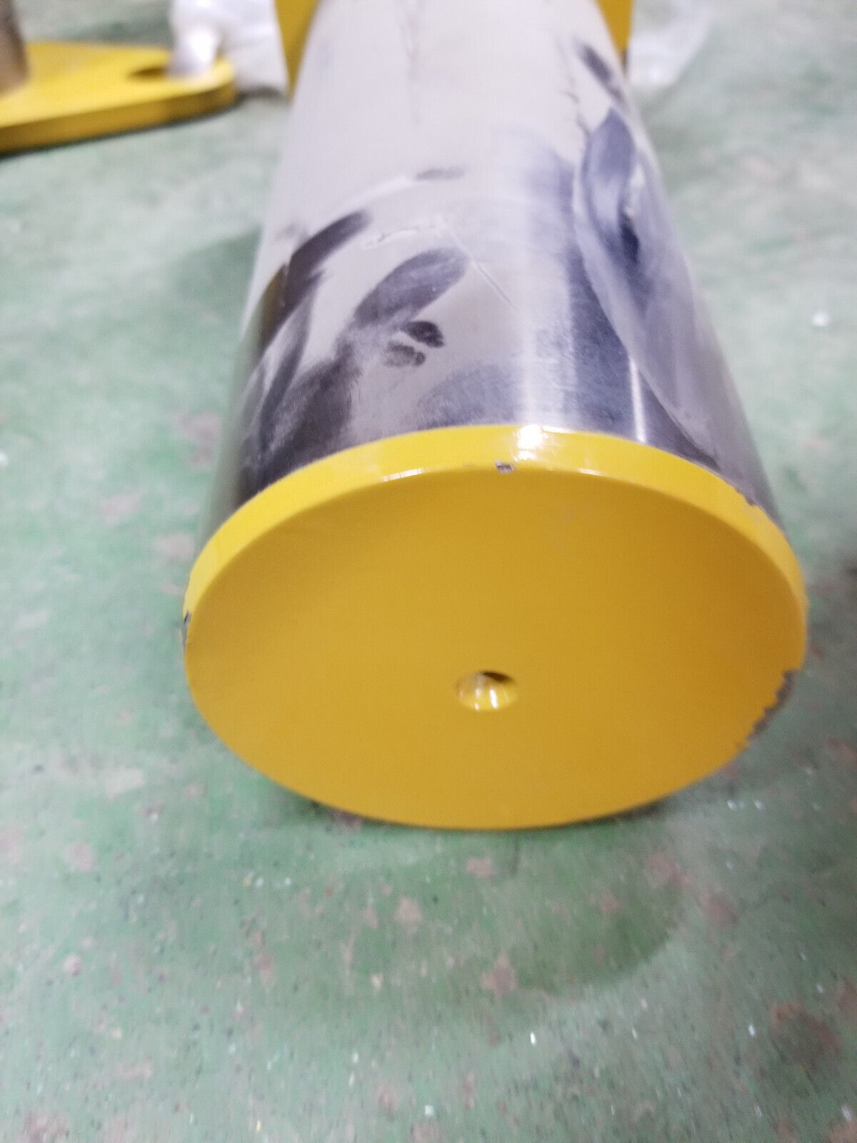 244-1711 Caterpillar 96.5mm Outside Diameter Linkage Pin 2441711