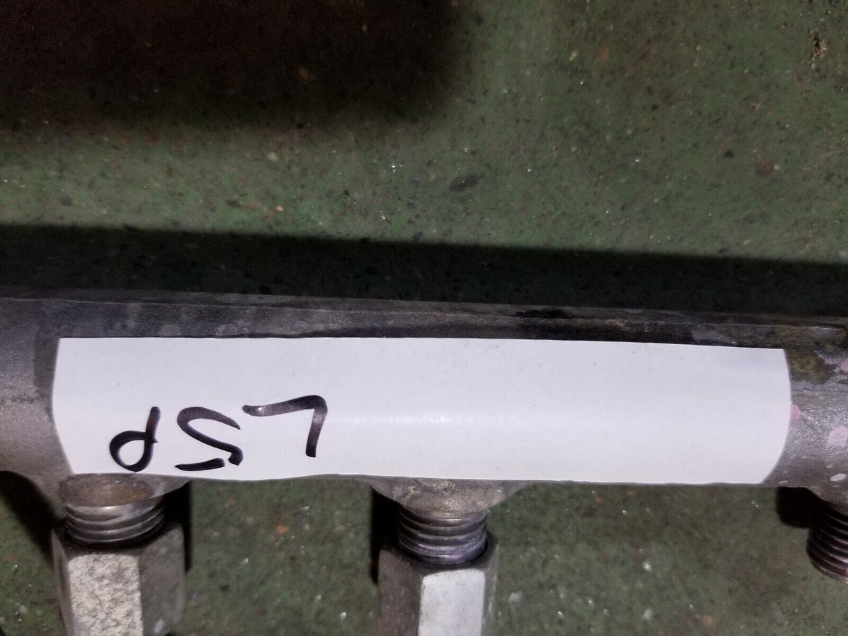 L5P 6.6L DURAMAX GM FUEL RAIL SET 913370569 12678991 12678990