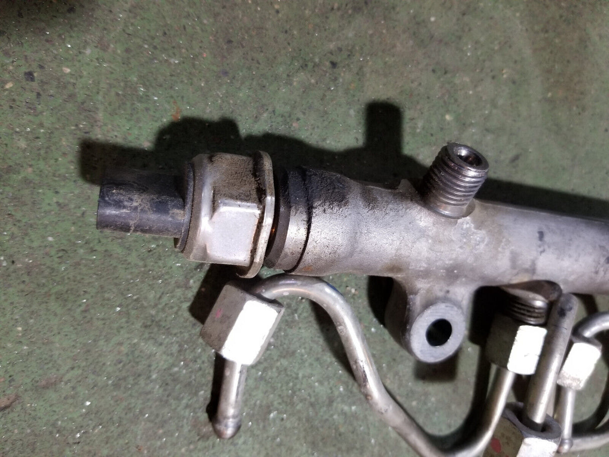 L5P 6.6L DURAMAX GM FUEL RAIL SET 913370569 12678991 12678990