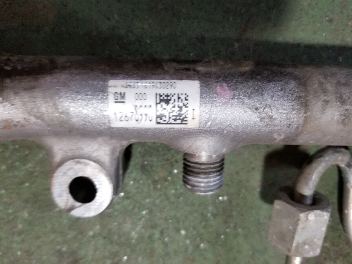 L5P 6.6L DURAMAX GM FUEL RAIL SET 913370569 12678991 12678990