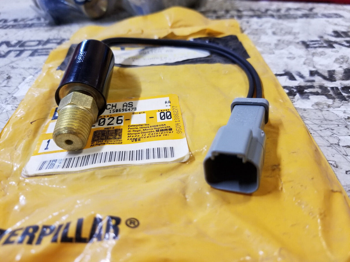 GENUINE CAT 3E-2026 Switch Assembly (Pressure)(Stop Light) D6H XL D7R D6H XR D5H