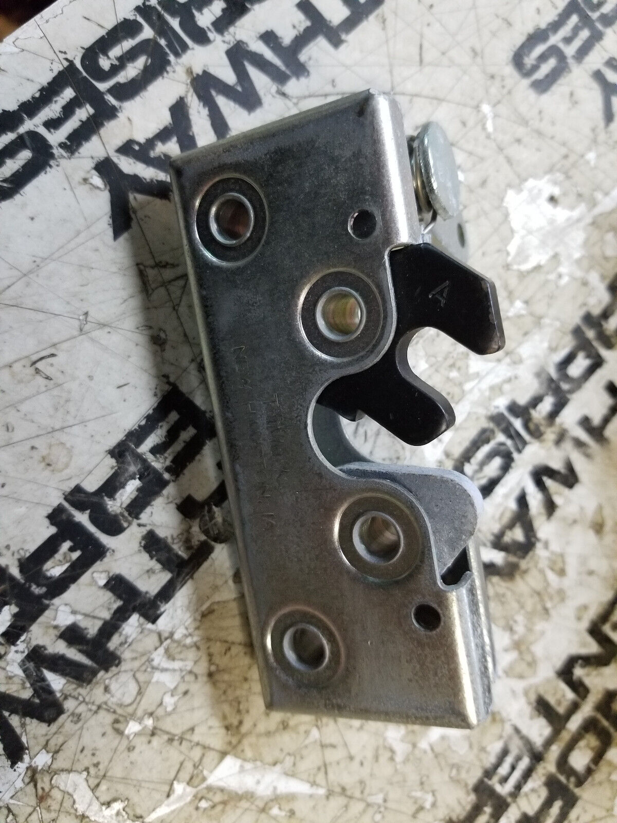 CATERPILLAR 168-2457 LATCH 1682457