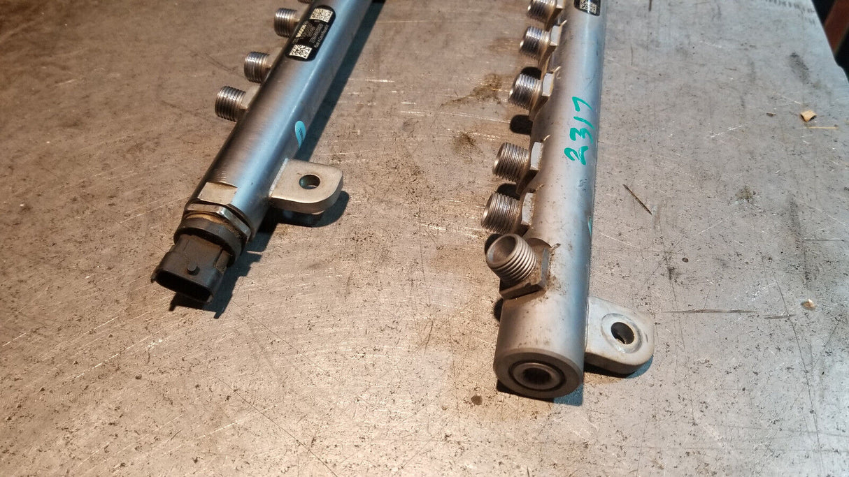 011 2011-2015 Duramax LML High Pressure Fuel Rail 12620532 12620533 18983891