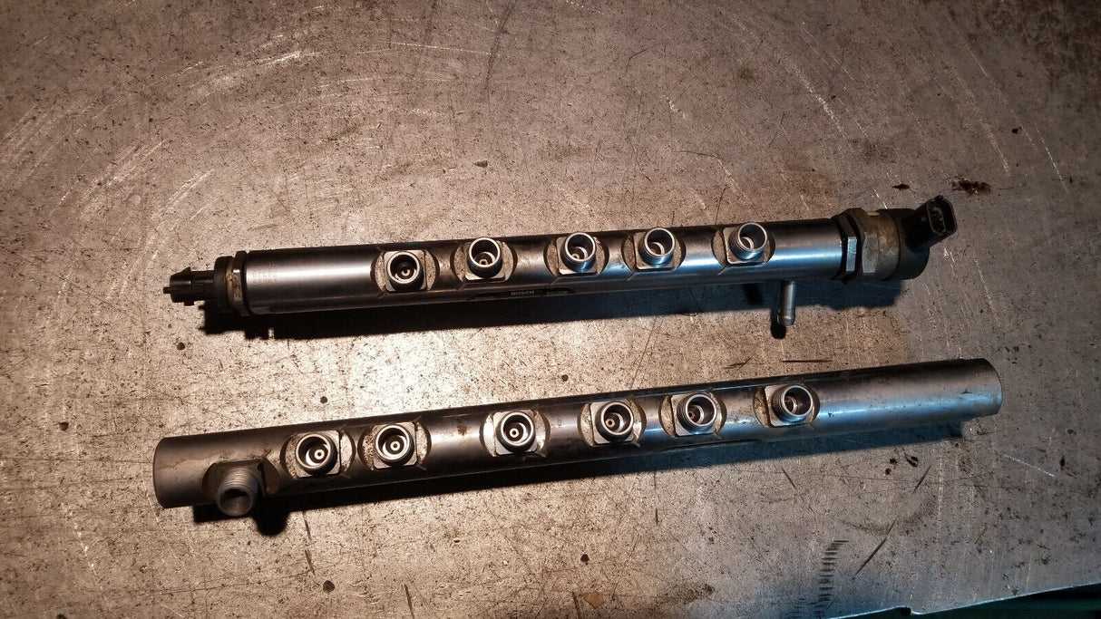 011 2011-2015 Duramax LML High Pressure Fuel Rail 12620532 12620533 18983891