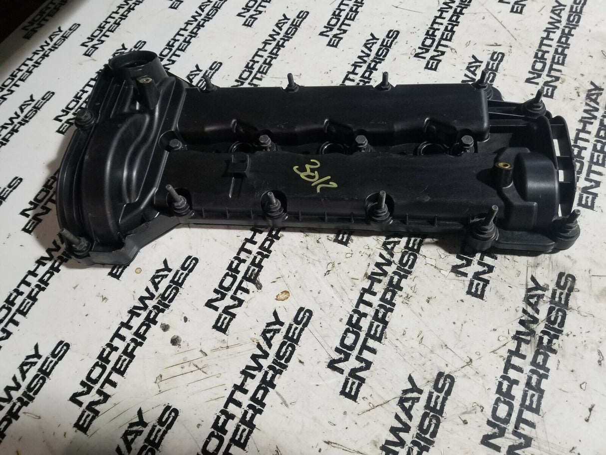 20132531 68260130AA LEFT HAND VALVE COVER 3.0L ECODIESEL 68286498AA