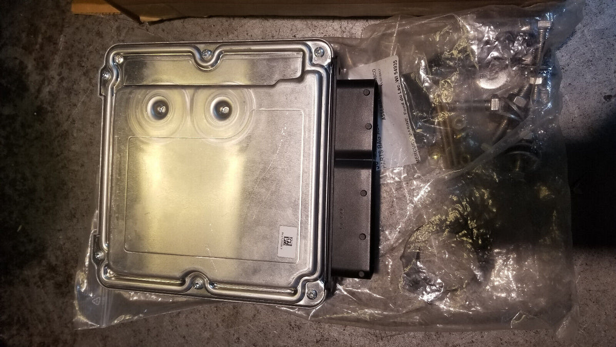 CORE Mercury-Mercruiser 77-8M0124450 ECU-265 HP FOR PARTS/UNKNOWN CONDITION