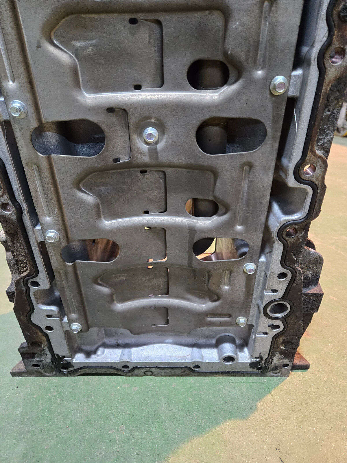 6.7L Powerstroke Upper Oil Pan bc3q-6675-eg bc3q-6676-fa