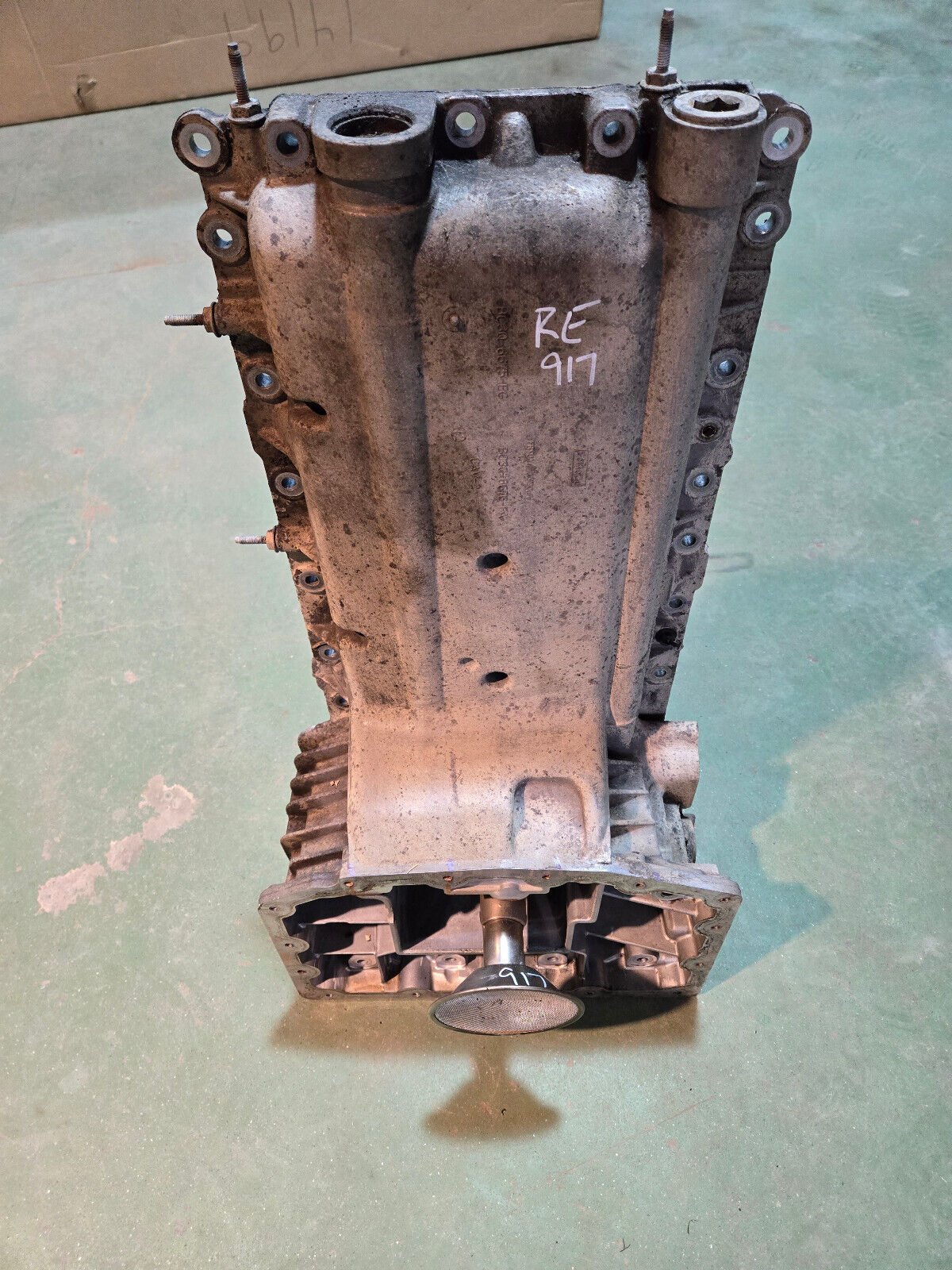 6.7L Powerstroke Upper Oil Pan bc3q-6675-eg bc3q-6676-fa